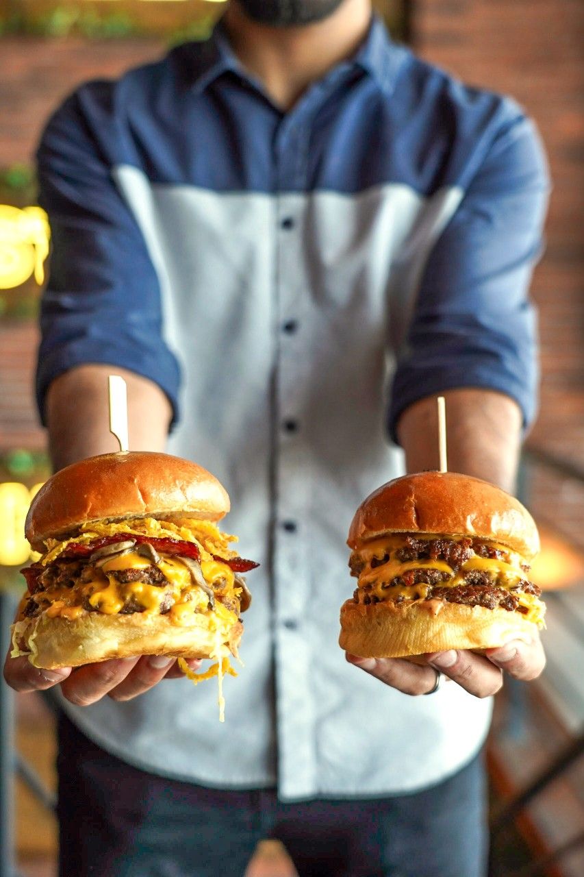 Corporate Team-Building Burger Challenge